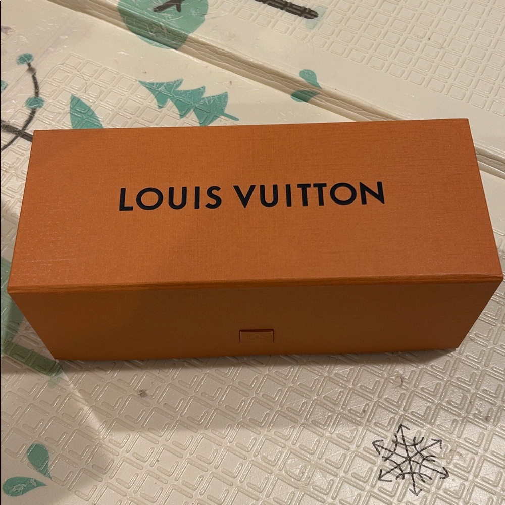 Louis Vuitton perfume gift box